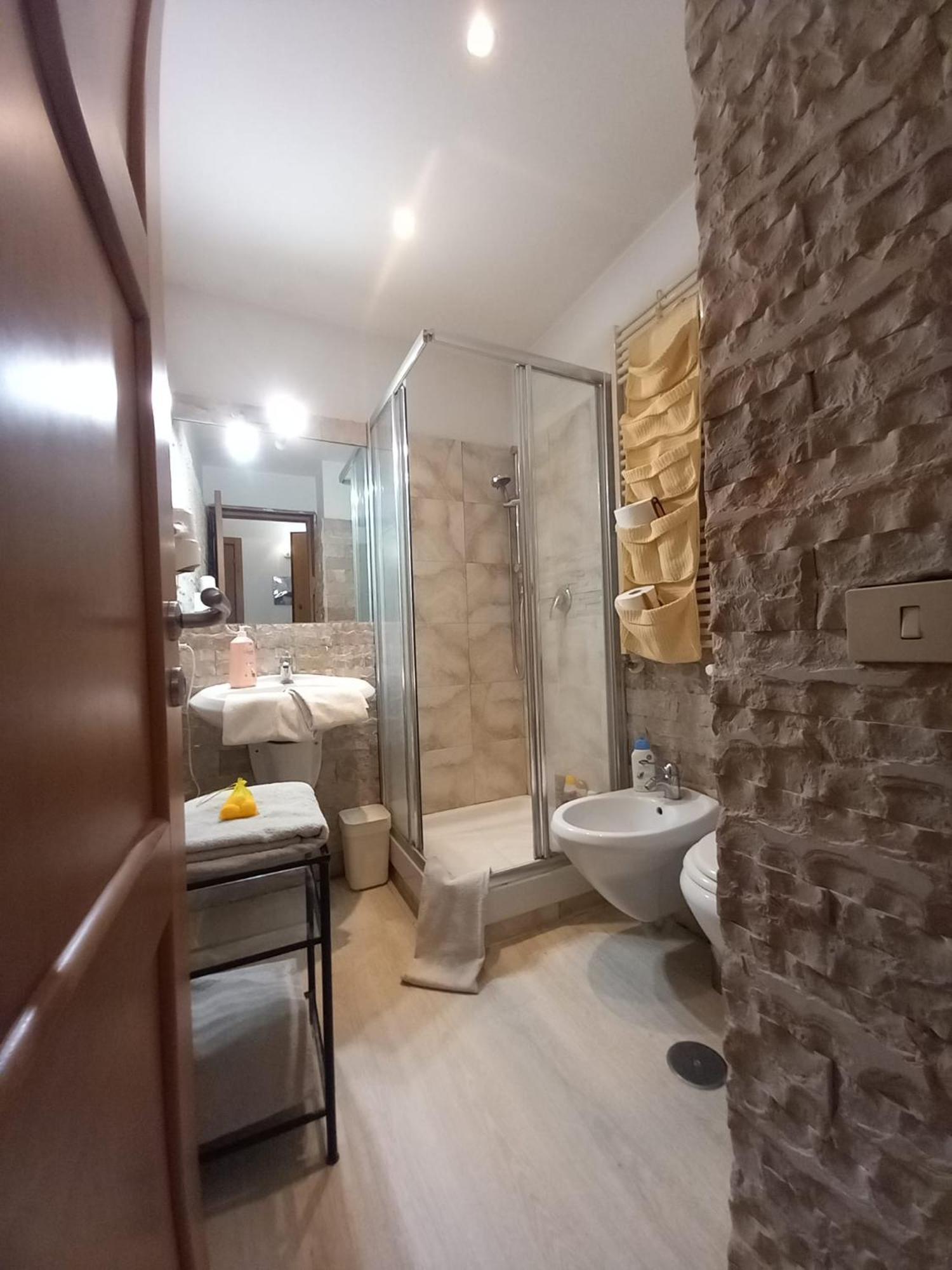 Mila House Hotell Rom Exteriör bild